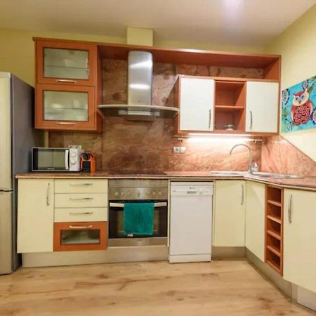 Ramblasrentals Chic & Spacious Flat Pool Table 15M Ramblas - Parking - Wifi Barcelona Eksteriør bilde