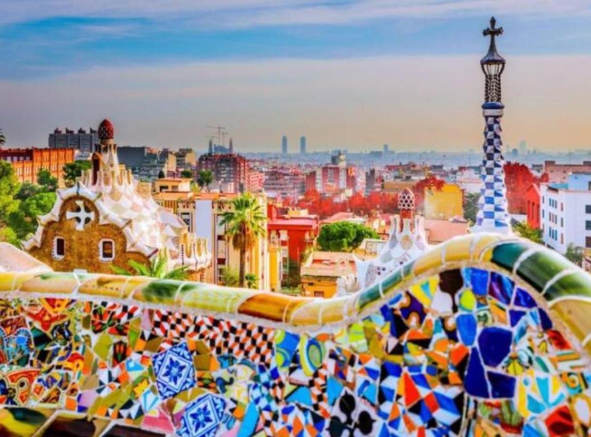Ramblasrentals Chic & Spacious Flat Pool Table 15M Ramblas - Parking - Wifi Barcelona Eksteriør bilde